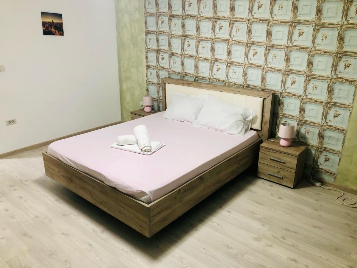 Central Park - Big Apartment - 3 Rooms - Free Parking T5 Timisoara Ngoại thất bức ảnh
