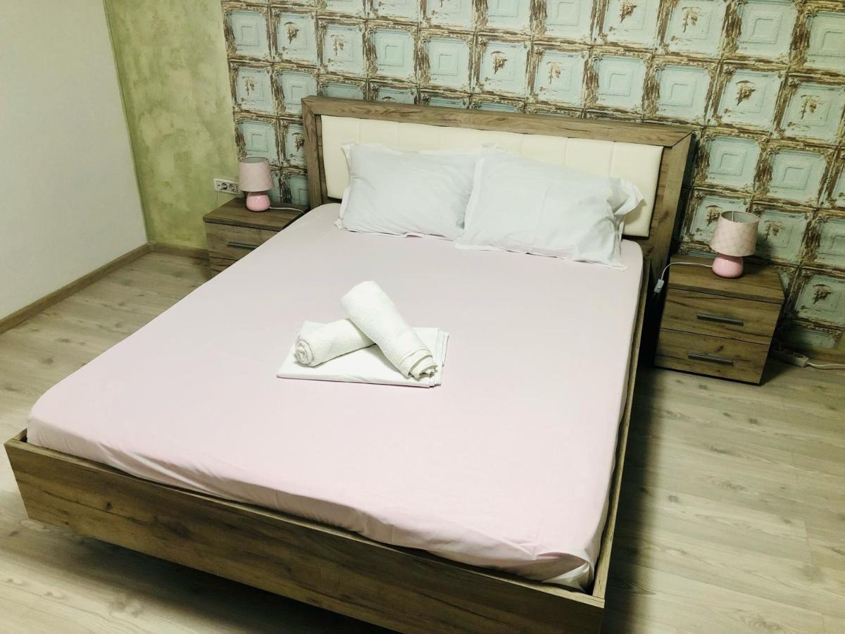 Central Park - Big Apartment - 3 Rooms - Free Parking T5 Timisoara Ngoại thất bức ảnh