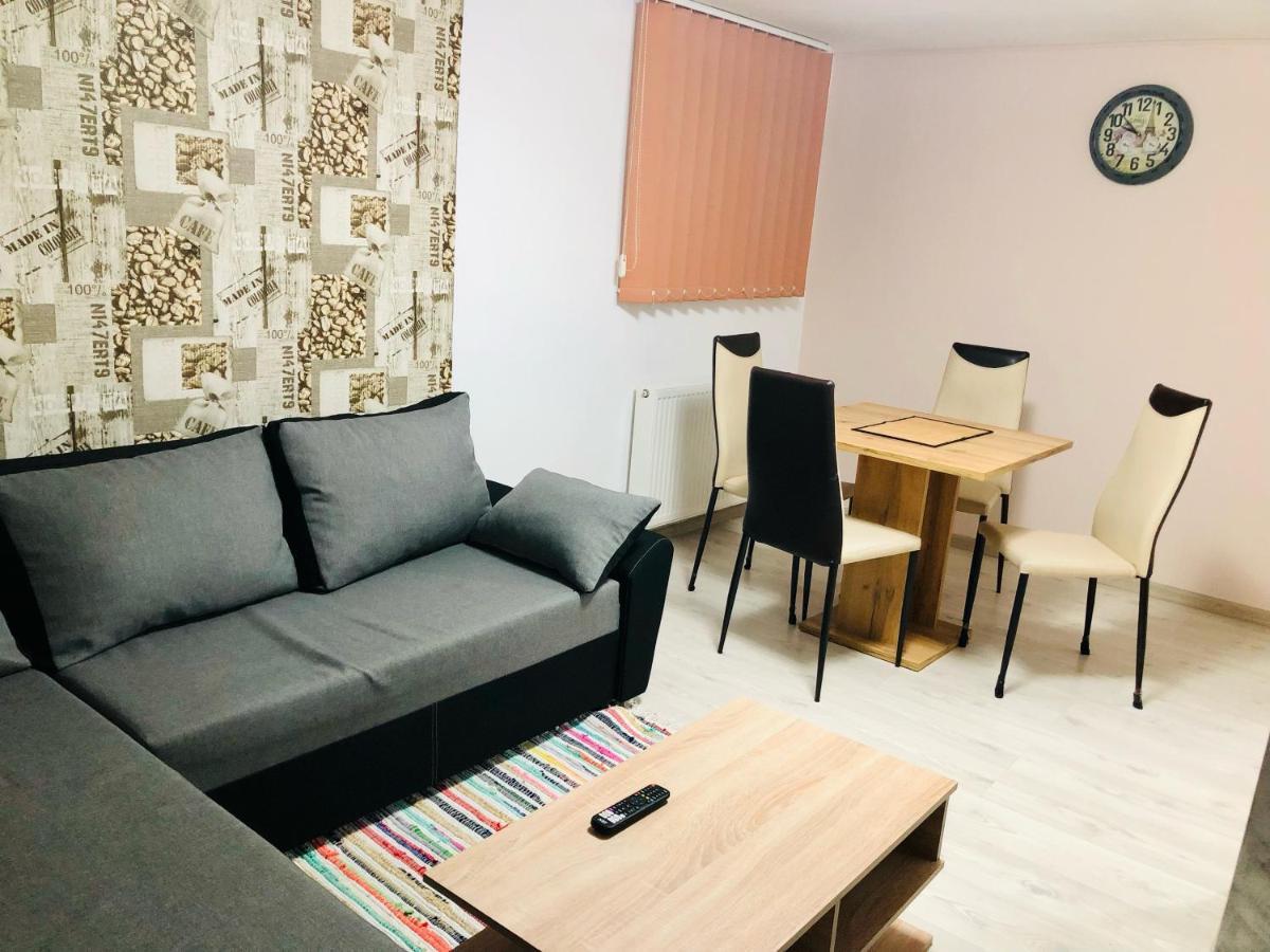 Central Park - Big Apartment - 3 Rooms - Free Parking T5 Timisoara Ngoại thất bức ảnh